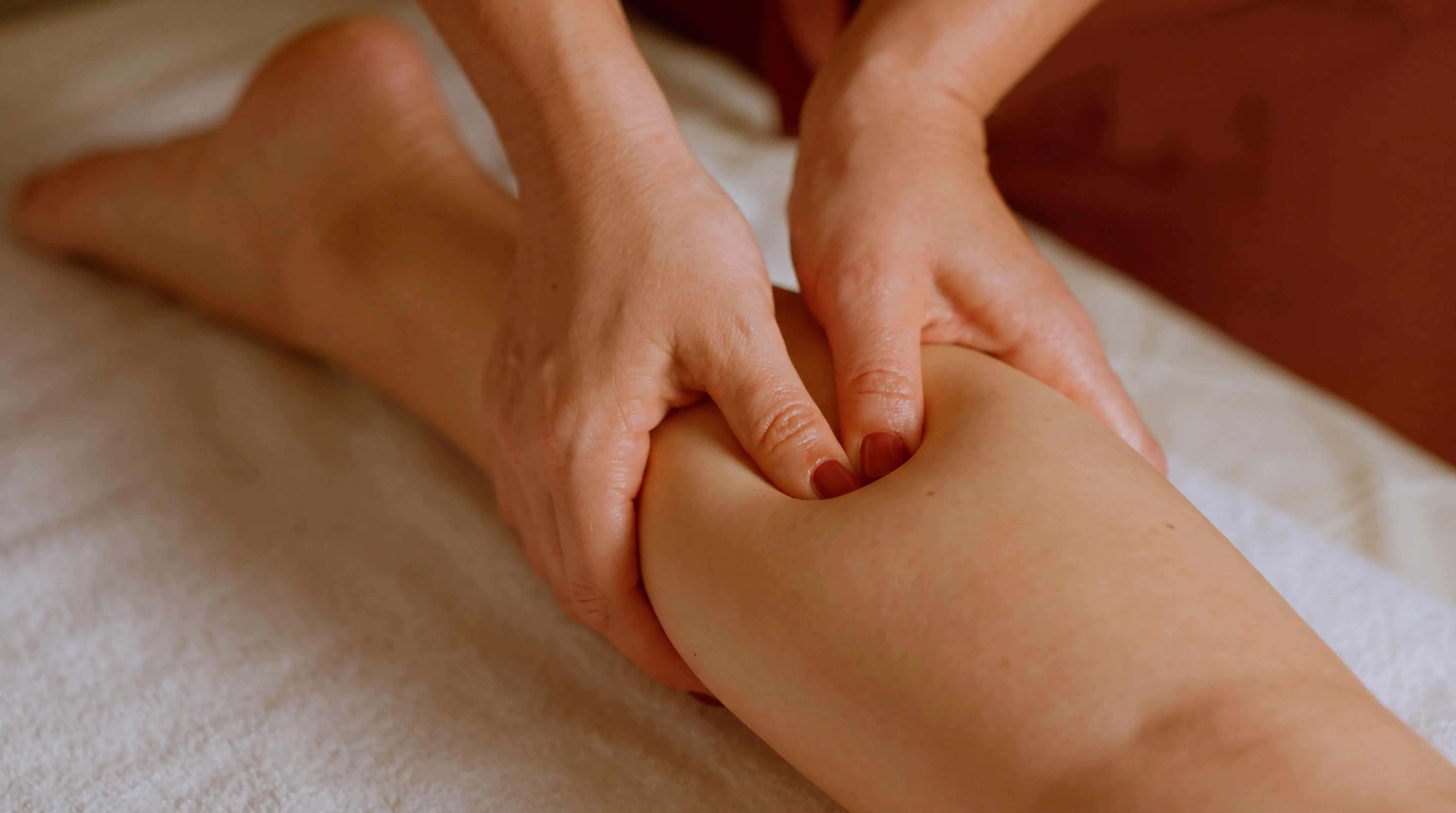Spa hotel massagem na panturrilha Spa do Sais Beach Living